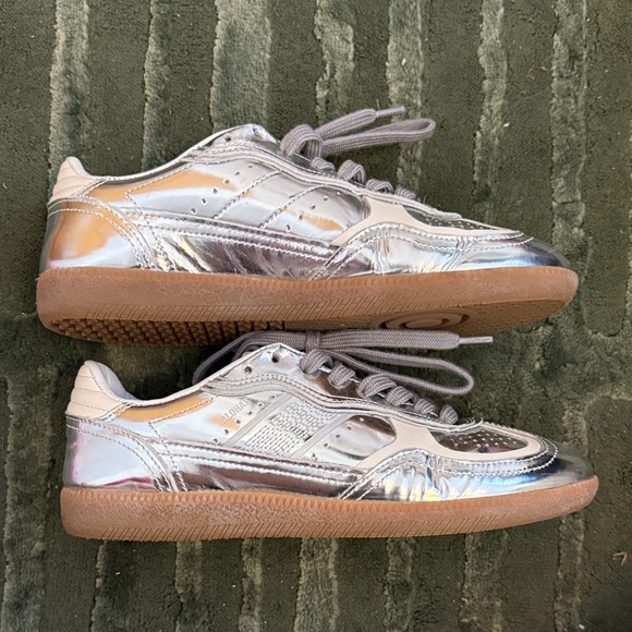 Alohas | 490 Leather Sneakers | Silver Sneakers - Picture 3 of 4